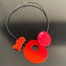 Cargar imagen en el visor de la galería, Collar Red
