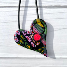 Cargar imagen en el visor de la galería, Collar dúo  Corazón-verde
