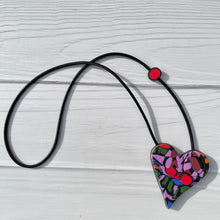 Cargar imagen en el visor de la galería, Collar dúo  Corazón-Lila
