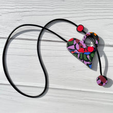 Cargar imagen en el visor de la galería, Collar dúo  Corazón-Lila
