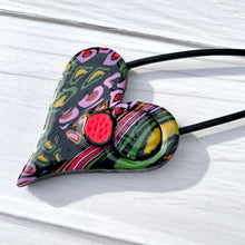 Cargar imagen en el visor de la galería, Collar dúo  Corazón-verde
