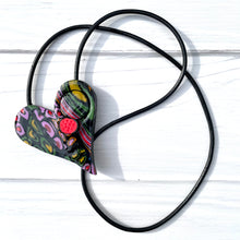 Cargar imagen en el visor de la galería, Collar dúo  Corazón-verde
